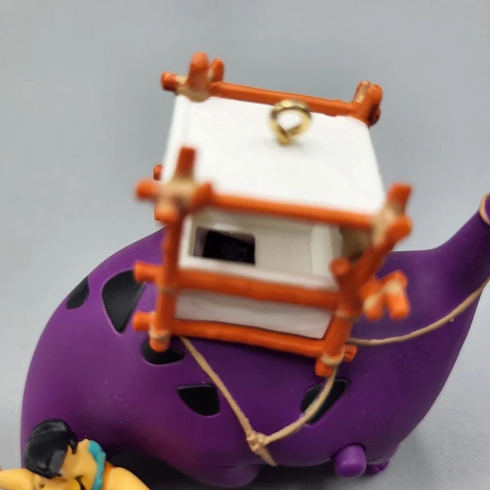 Hallmark preowned good